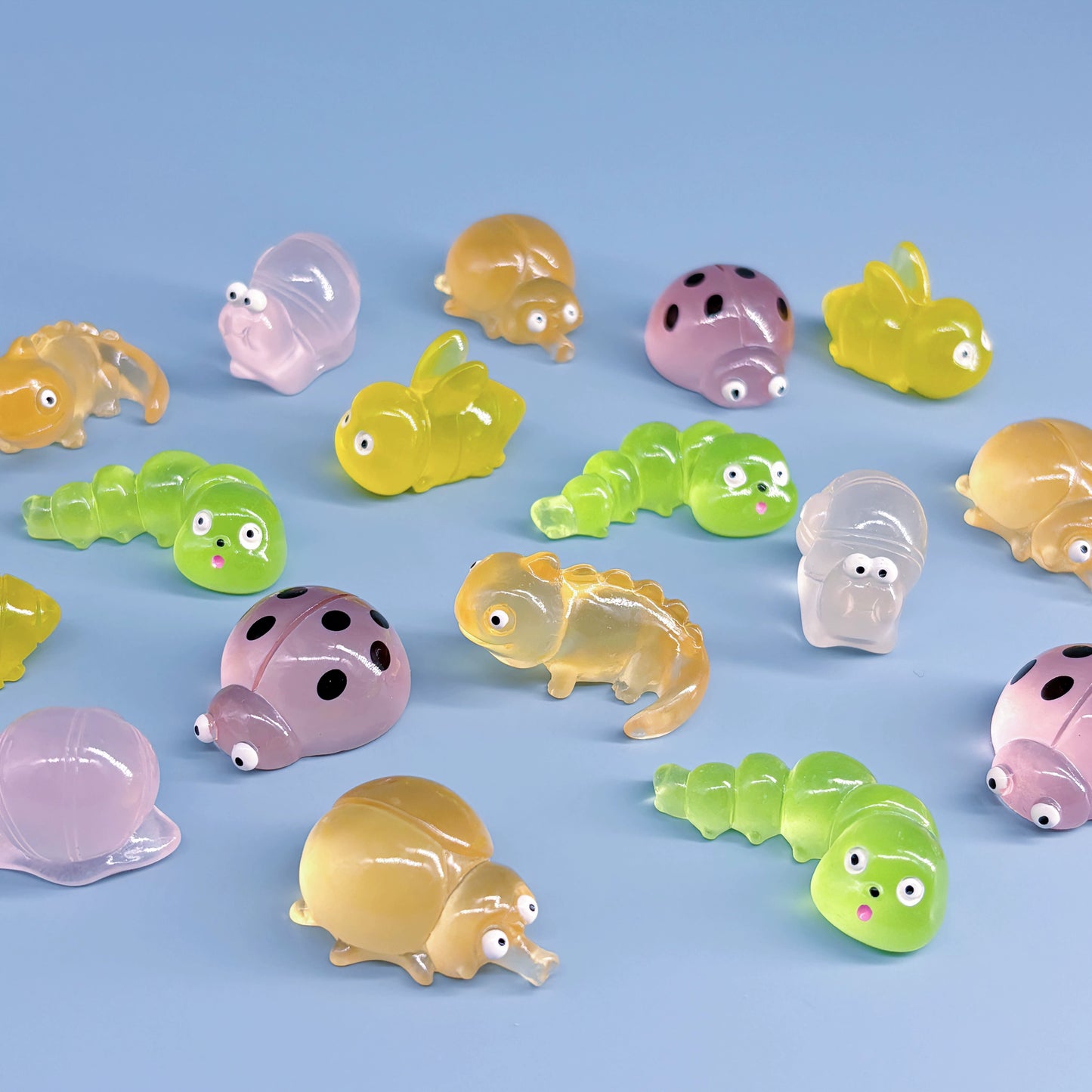 Luminous mini caterpillar simulation small animal